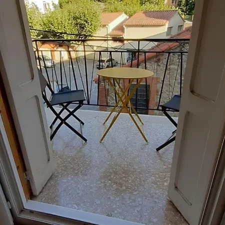 Ishta Apartament *